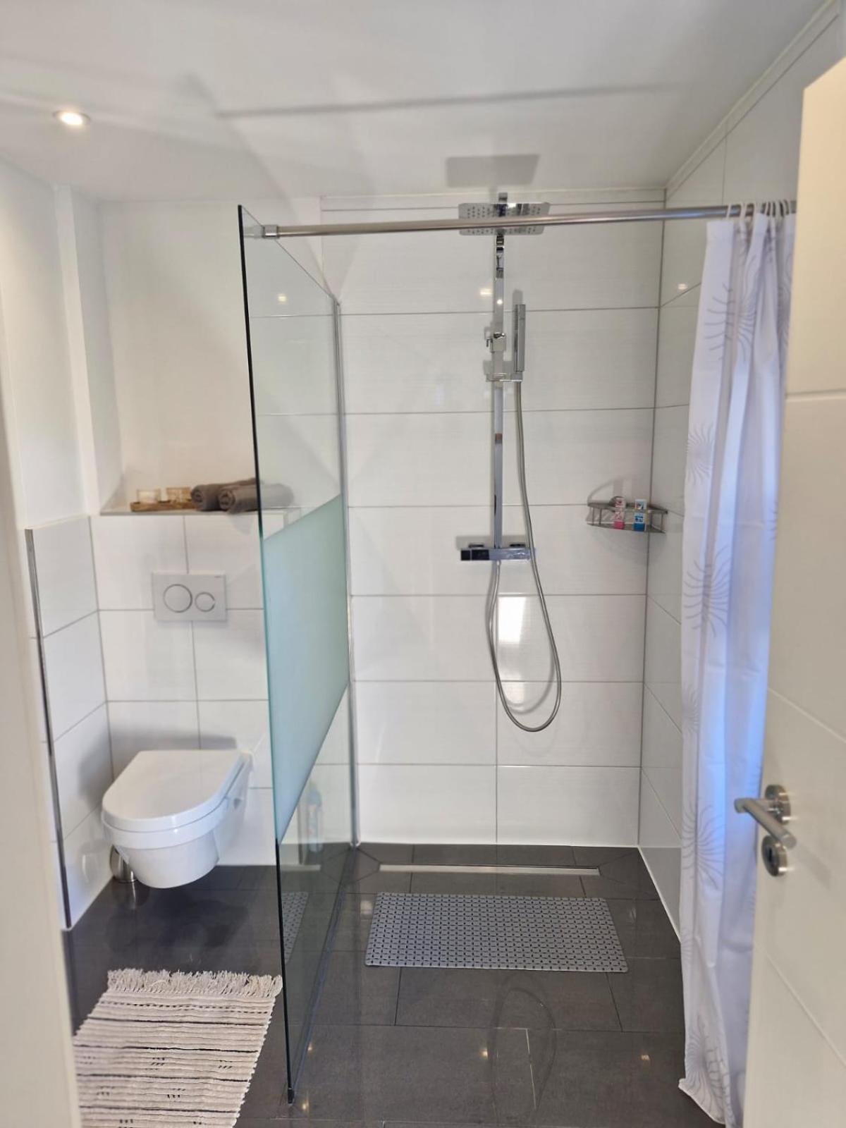 Gaestehaus In Rath-heumar Апартаменты Кёльн