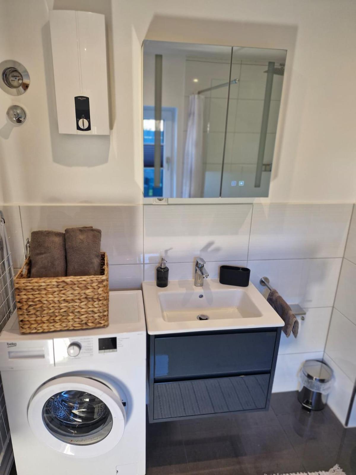 Gaestehaus In Rath-heumar Апартаменты *